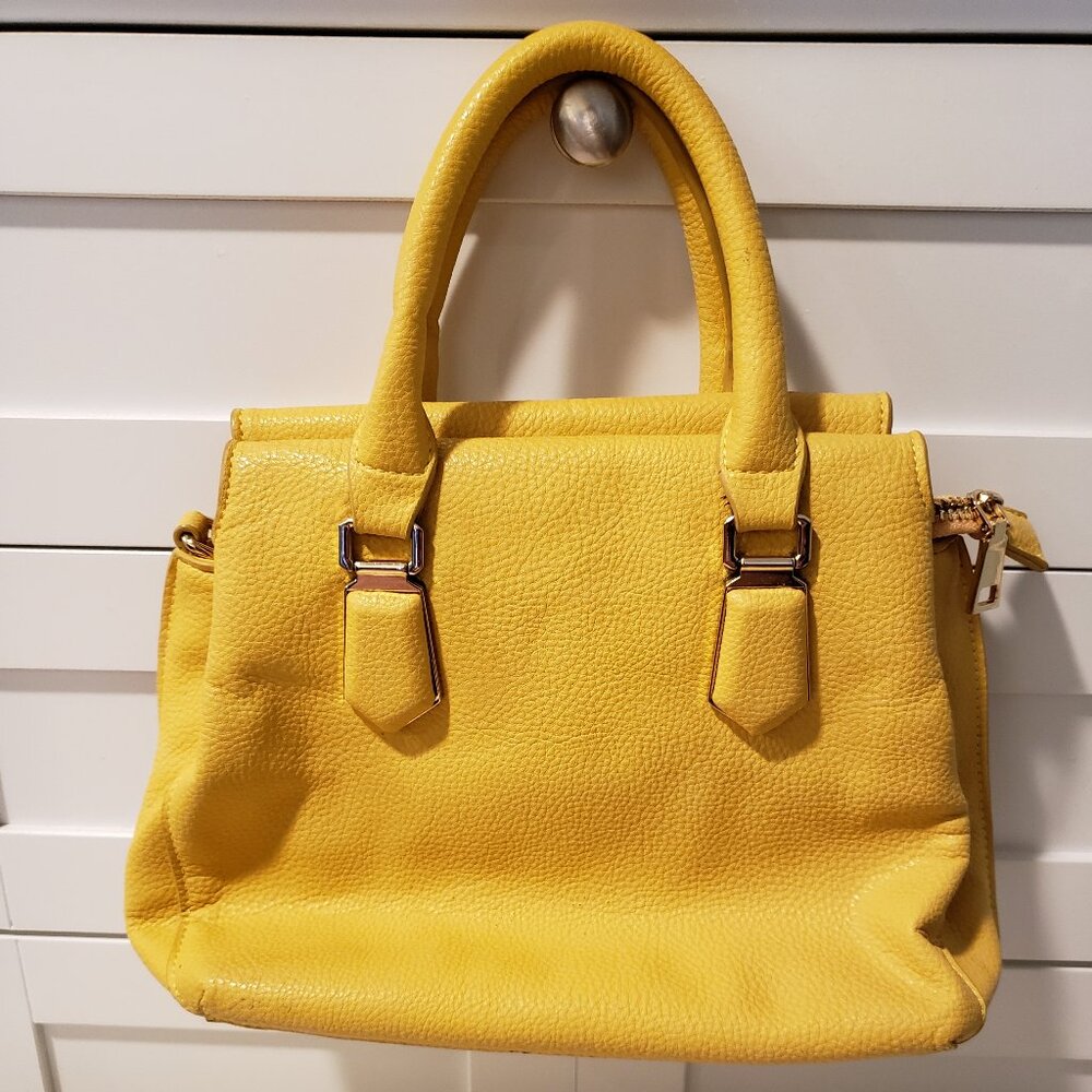 ⭐️ Emmylou Crossbody Purse ~ Urban Expression